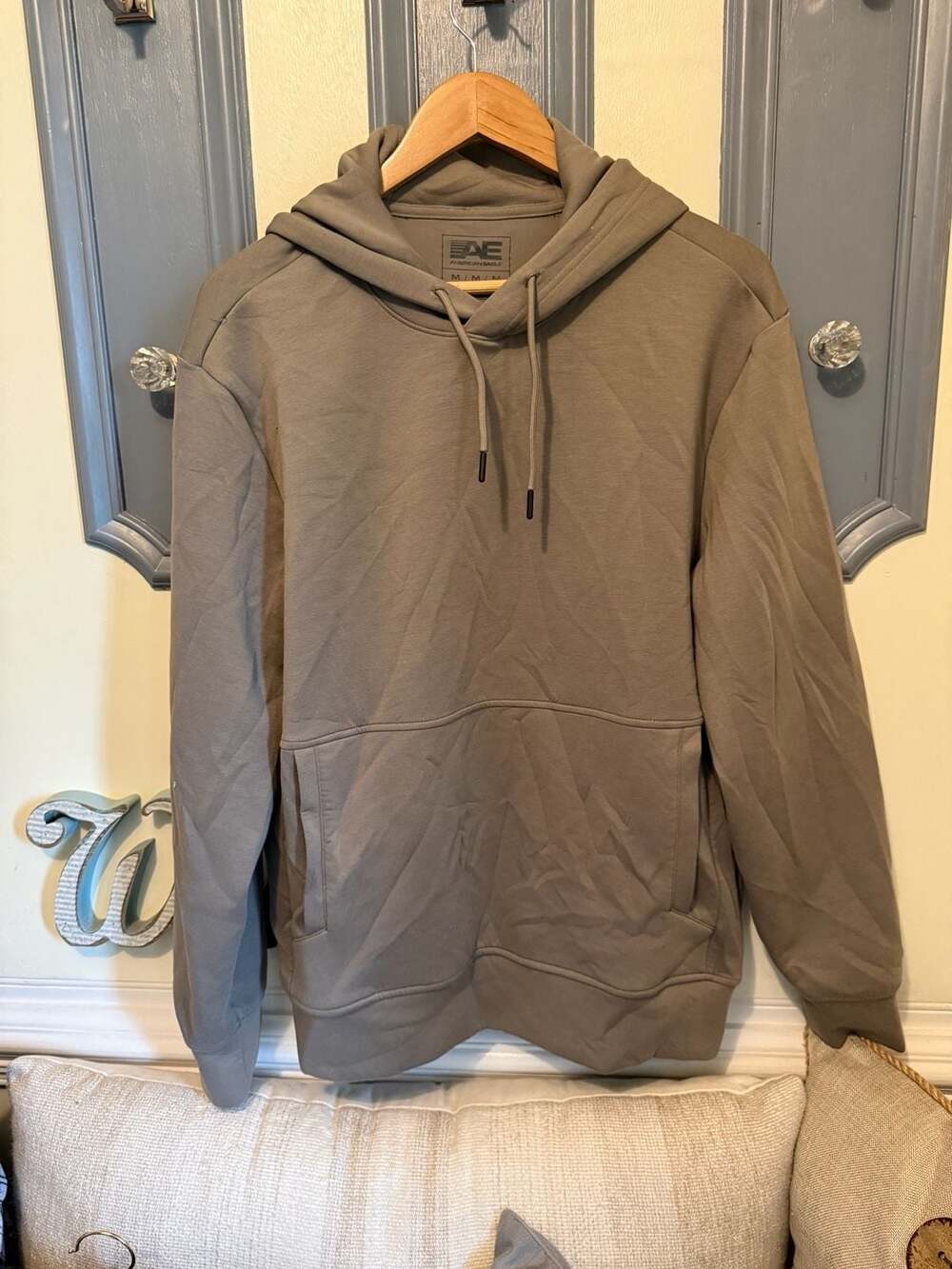 American Eagle AE 24/7 Hoodie Sweatshirt Taupe Brown Size Medium